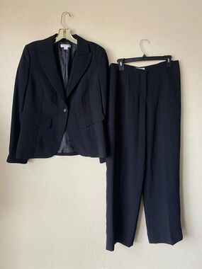 Womens pantsuit wide leg trousers Pendleton Petites size 12 black
